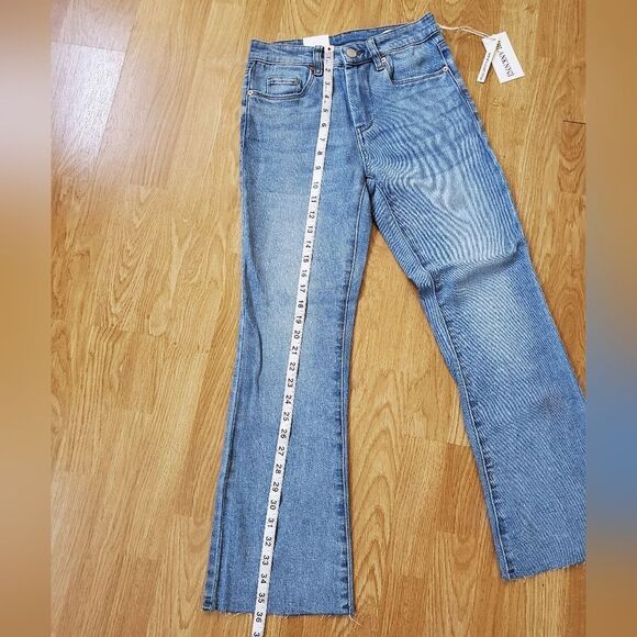 Blank NYC |The Varick Kick Flare Ankle Jeans - size 24 - Picture 9 of 12
